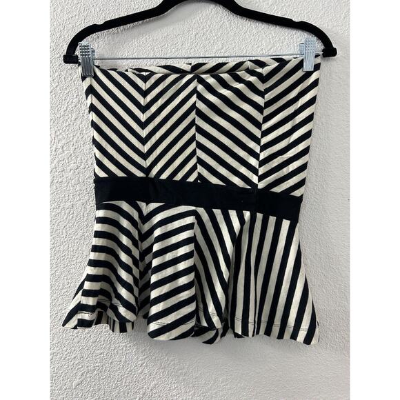 Monteau Chevron Striped Black and White Blouse - Picture 8 of 9